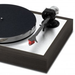 Pro-Ject-The-Classic-Evo