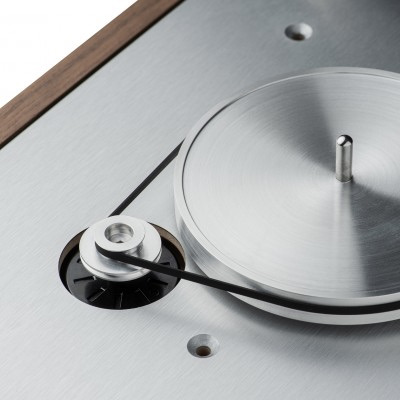 Pro-Ject-The-Classic-Evo-2