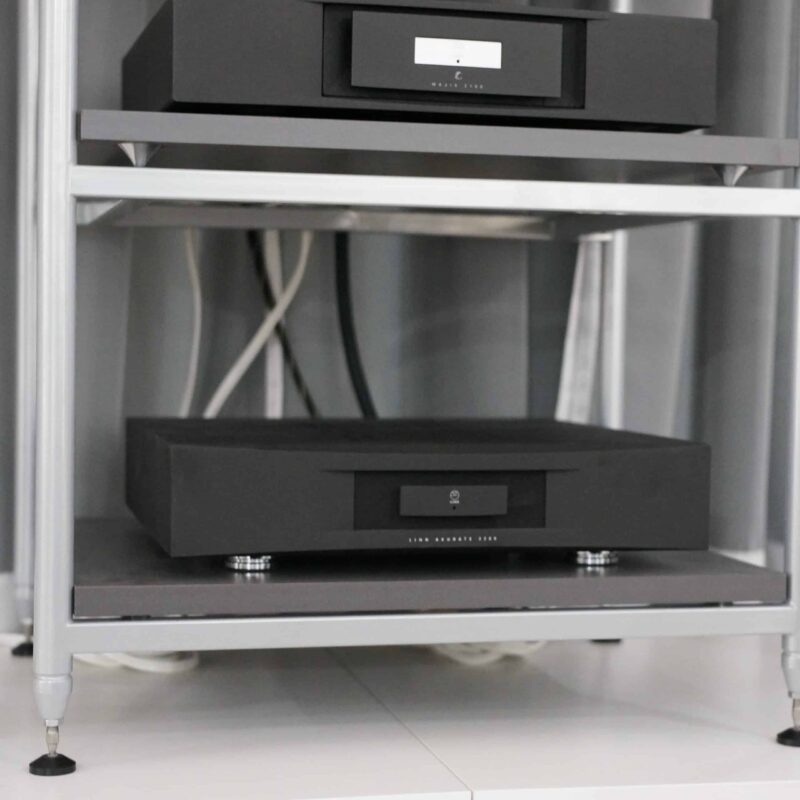 Linn Akurate 2200 Endverstärker Chakra mit Dynamik Netzteil aus der Ausstellung)