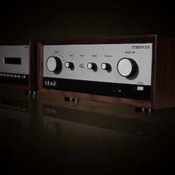 LEAK STEREO 230 walnut 3
