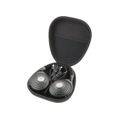 Focal Bathys mit Koffer