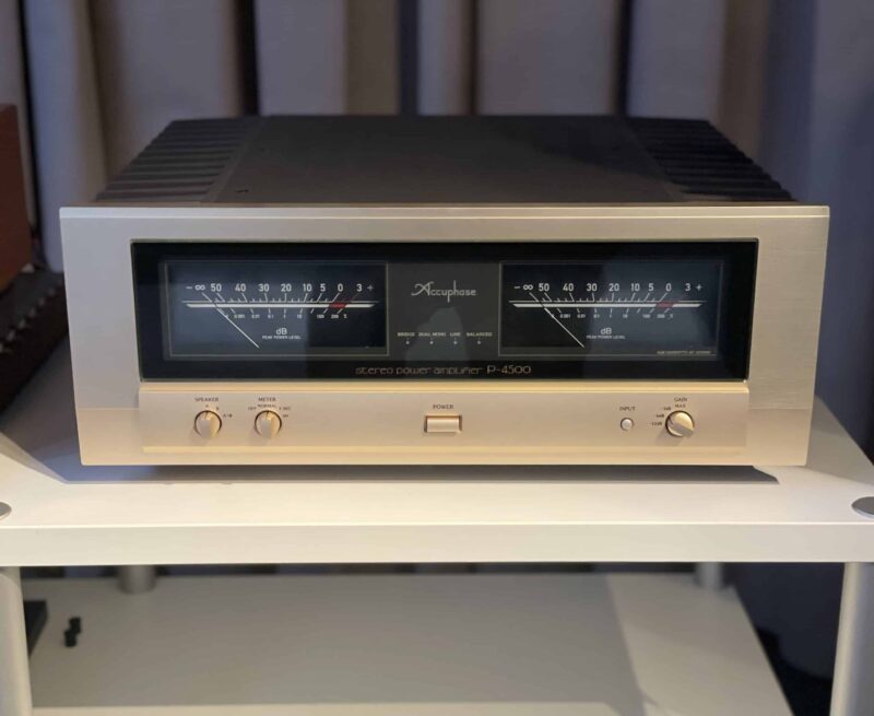 Accuphase P-4500 aus der Ausstellung (PIA Gerät)