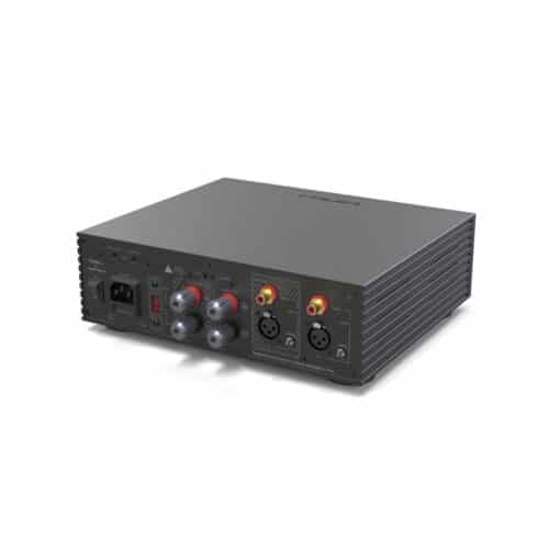 Rückansicht eines Audioverstärkers