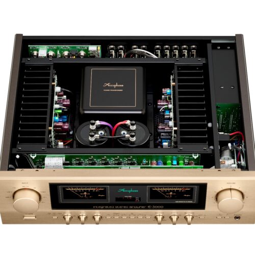 Offener Stereo-Verstärker mit sichtbaren Komponenten