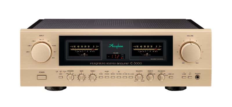 Goldener Stereo-Verstärker mit Anzeigen und Knöpfen