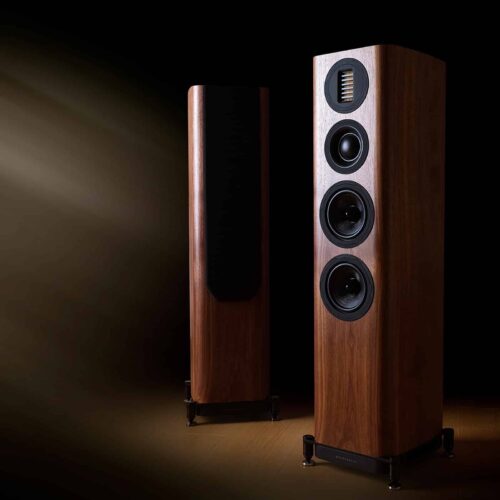 Holzlautsprecher mit vier Treibern